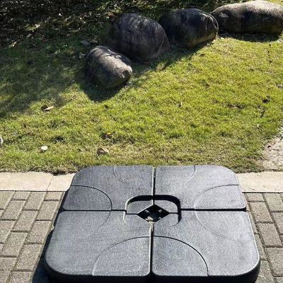 Modernes Design 50L x 50W x 7.5Hcm Plastik-Strahlerstand mit Wasser oder Sand gefüllt