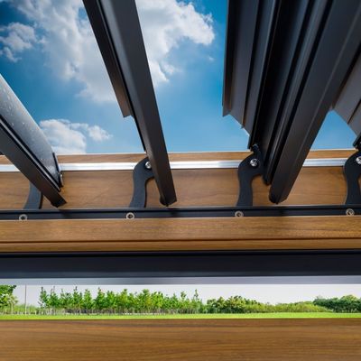 Moderne Aluminium Terrasse Dachdach mit Schleife Balken Verrottungsfeste Holzbeschichtete Pergola