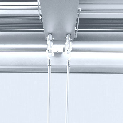 Außengartenpergola mit verstellbarem Aluminium-Lauver-Dach und bioklimatischem Design