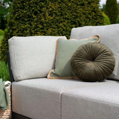 Villa Hinterhof L-Form Sektionssofa mit All-Weather-Too und Aluminiumrahmen von AJUNION