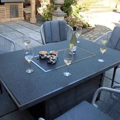 Metal AJUNION 6 Sitzplätze Außenmöbel mit Feuerstelle Tisch und Seil Weave Sessel