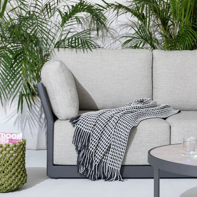 Außensofa mit Aluminiumrahmen und Couchtisch Dia80 x H33cm