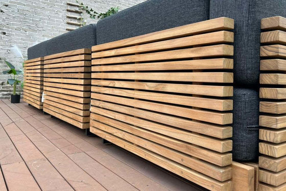 7 Sitzplätze Luxus Teakholz Outdoor Patio Sofa Set Armlose Sofa Größe W99 x D104 x H56cm