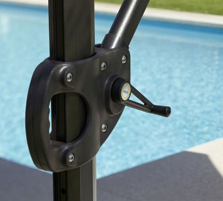 16.5&quot;L x 6&quot;W x 90&quot;H Regenschirm-Paket Luxus-Aluminium-Patio-Regenschirm und weitere Optionen