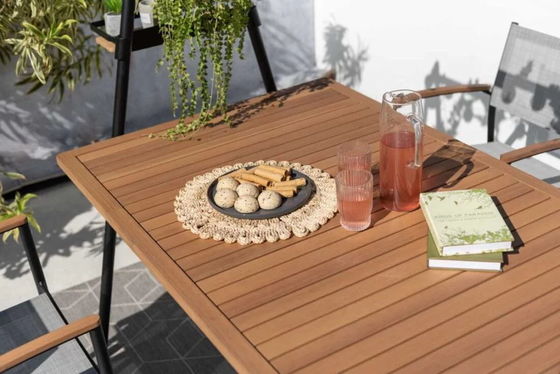 Metall Garten Set AJUNION Modernes Design 4 Sitzplätze Outdoor-Essensatz für Terrassenmöbel