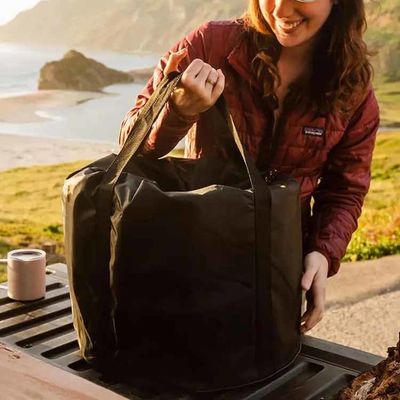 Holzkocher aus Edelstahl für Camping und Wandern im modernen Stil