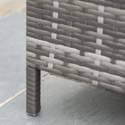 Stahlrohrrahmen 5 Stück Outdoor-Patio-Möbel mit PE-Rattan-Stühlen und Ottomans