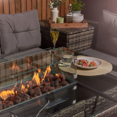 Hof Rattan Garten Set mit Feuerstelle Tisch AJUNION 8 Sitzplätze Sektionssofa Set