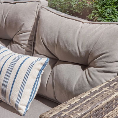 Hof Rattan Garten Set mit Feuerstelle Tisch AJUNION 8 Sitzplätze Sektionssofa Set