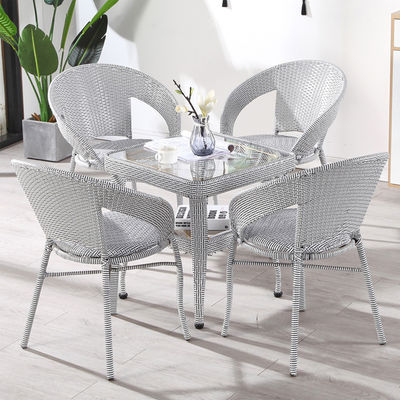 Modernes Design Außenstapelbare Sessel und Couchtisch Set für Patio Garten Balkon
