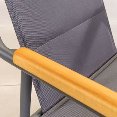 Verwandeln Sie Ihren Außenraum mit dem 3-teiligen Aluminium-Lounge Set und Gartenstuhl von AJUNION