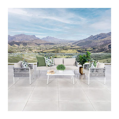 Ein stilvolles und langlebiges Outdoor-Sofa-Set für Ihren Garten oder Ihr Strandhaus