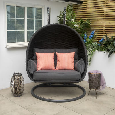 80 kg Lastkapazität PE Rattan Doppelsitz Schaukelstuhl für Luxus-Außenmöbel