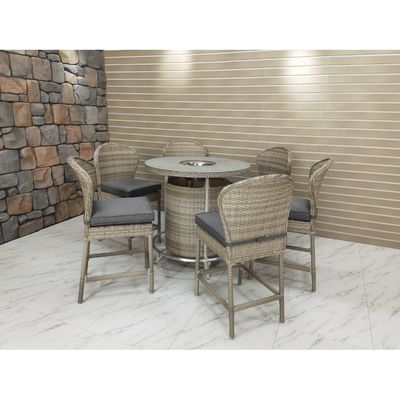 Verbessern Sie Ihren Outdoor-Unterhaltungsbereich mit dem AJUNION PE Rattan Bar Möbel Set