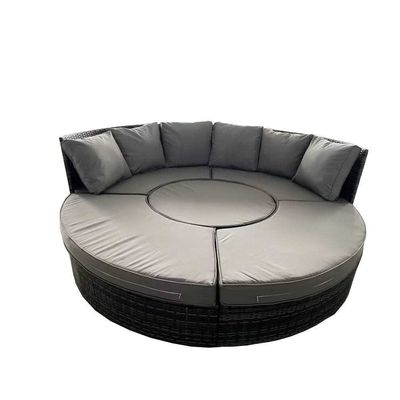Verstellbarer Esstisch Wicker Gewebtes Sofa Set für Outdoor Daybed Möbel von AJUNION