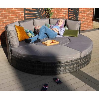 Verstellbarer Esstisch Wicker Gewebtes Sofa Set für Outdoor Daybed Möbel von AJUNION