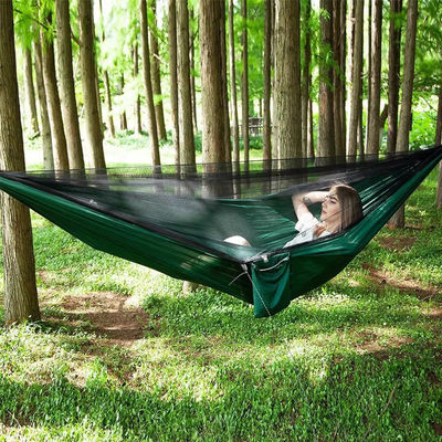 Außengarten Leichtgewicht Nylon Grün Camping Fallschirm Hängematte mit Moskitonetz