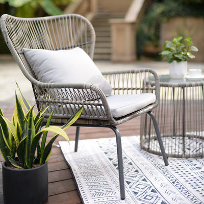 Modern Design AJUNION 2 Sitzplätze Wicker Rattan Stuhl für Bistro Set Poolmöbel