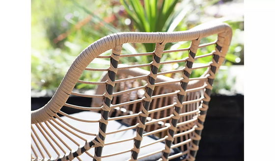 Verwandeln Sie Ihren Garten mit AJUNION 4 Stück All Weather Wicker Outdoor Möbel Set