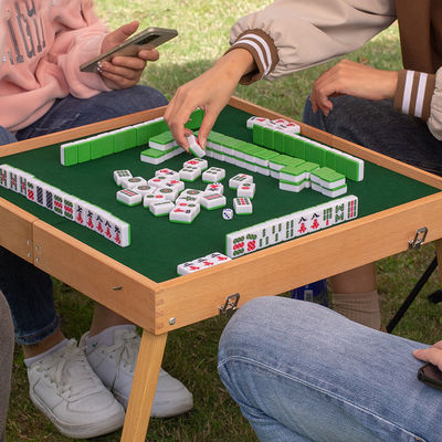 Holz-Panel-Portable Mahjong-Tisch für Veranstaltungen und Versammlungen im Freien