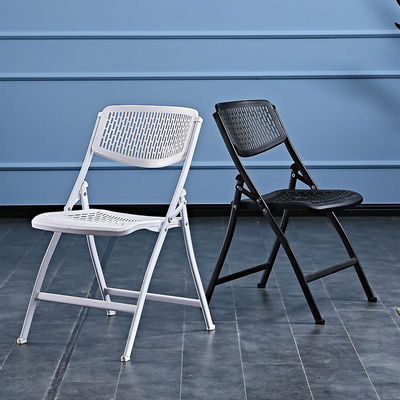 Outdoor Bankett Veranstaltungen Kunststoff Metall Klappstuhl Weiß Schwarz Esszessel für Hochzeitshotel