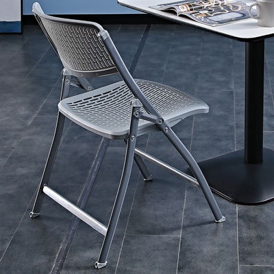 Outdoor Bankett Veranstaltungen Kunststoff Metall Klappstuhl Weiß Schwarz Esszessel für Hochzeitshotel