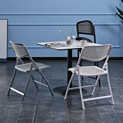 Outdoor Bankett Veranstaltungen Kunststoff Metall Klappstuhl Weiß Schwarz Esszessel für Hochzeitshotel