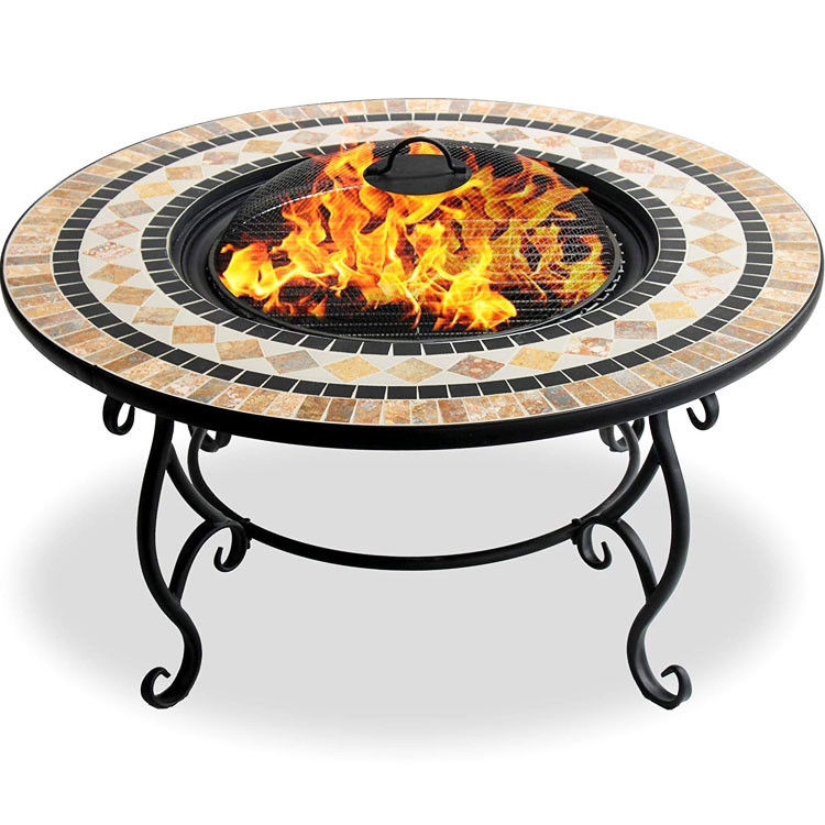 Multifunktionale Mosaikfeuerstelle für Lagerfeuer und Grilltisch